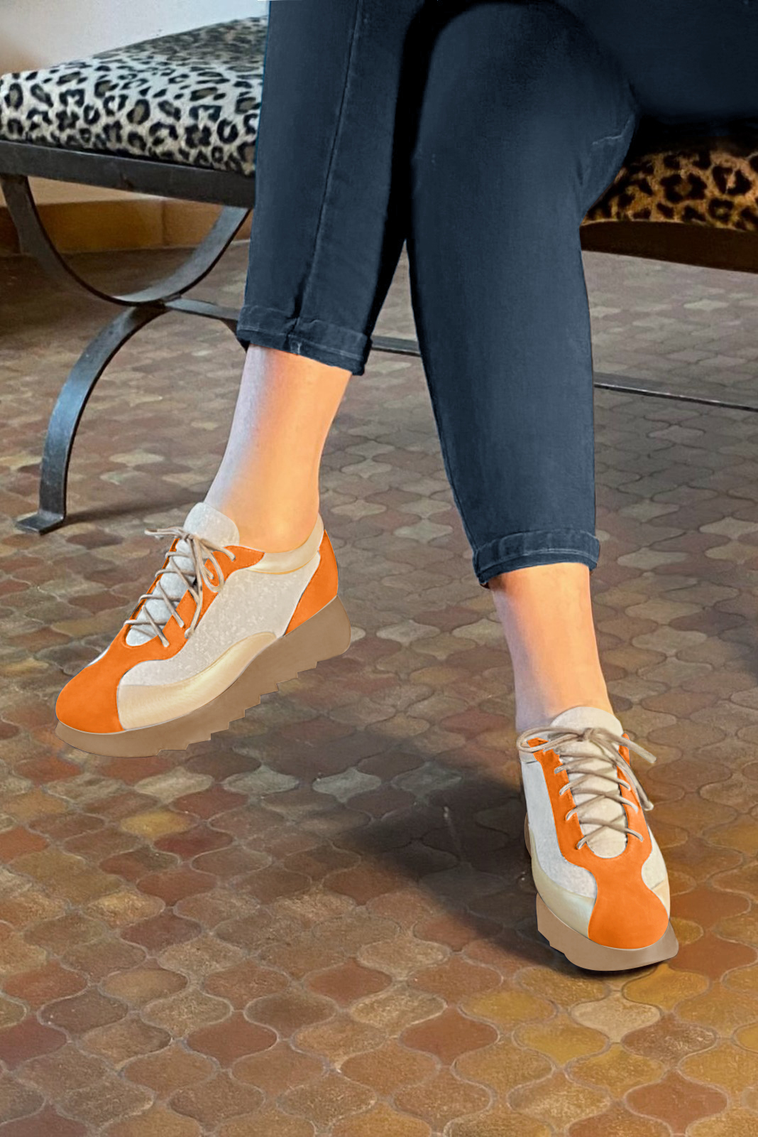 Apricot orange and gold women's two-tone elegant sneakers. Round toe. Low rubber soles. Worn view - Florence KOOIJMAN